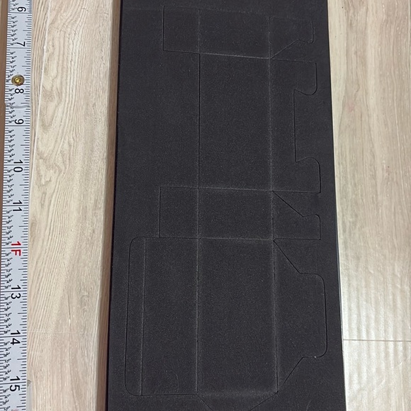 Stampin Up Sizzix Bigzs XL BOX#2 Die - Picture 3 of 4